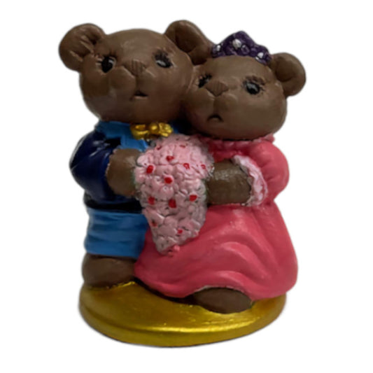 Wedding Bears Statue